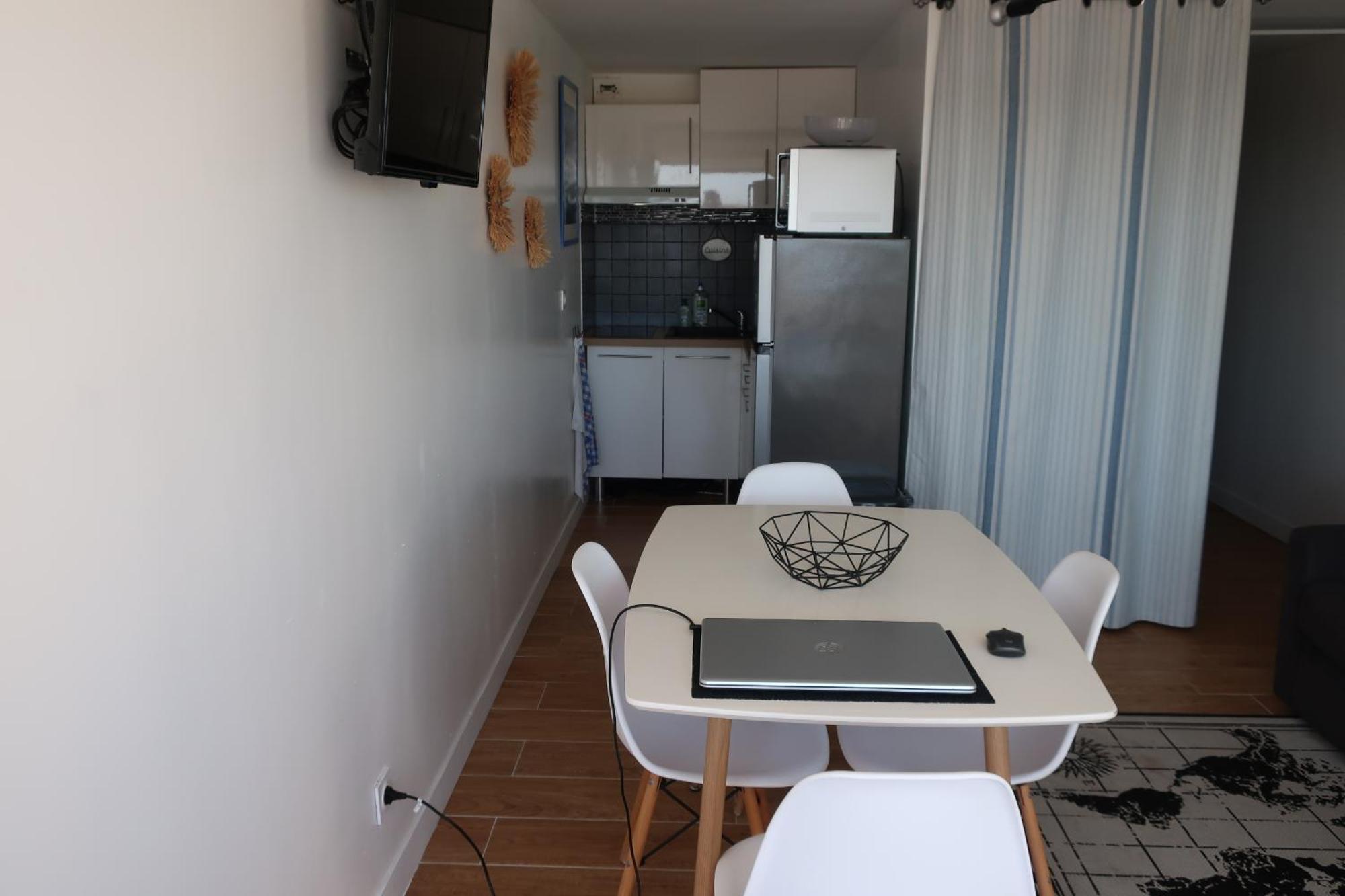 Studio Valras Vue Port Et Mer Wi-Fi Gratuit Zewnętrze zdjęcie